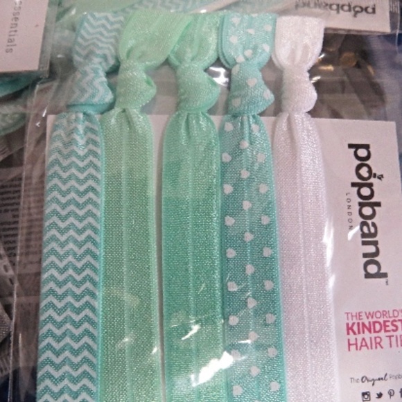 Approx. 40-50 New Packages of Popbands for your Hair - Picture 2 of 5